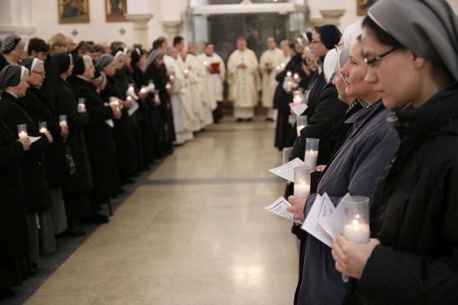 Na blagdan Svijećnice u katedrali tradicionalno proslavljen i Dan posvećenog života